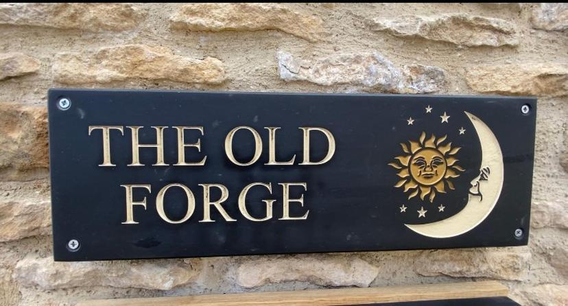 Folly Cottage & The Old Forge Colerne Exteriér fotografie